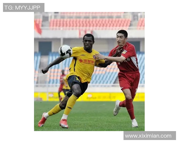 国外足球明星因涉嫌违法行为被警方拘留引发广泛关注与讨论